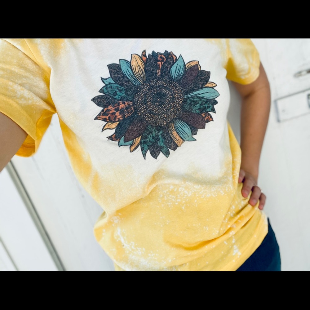 Yellow sunflower bleached cheetah/leopard tee